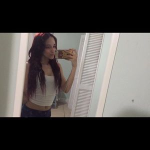 Meet your Posher, Yamel